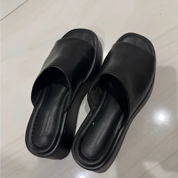 VAGABOND COURTNEY LEATHER SANDALS - Picture 11 of 16